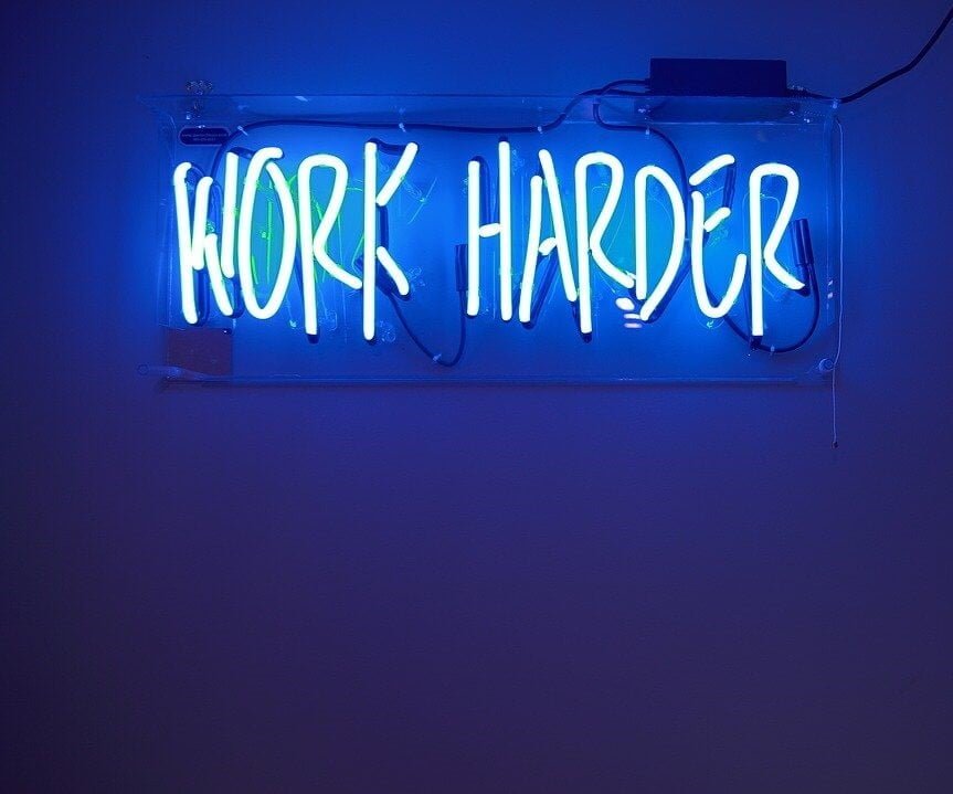 como hacer un letrero llamativo para vender