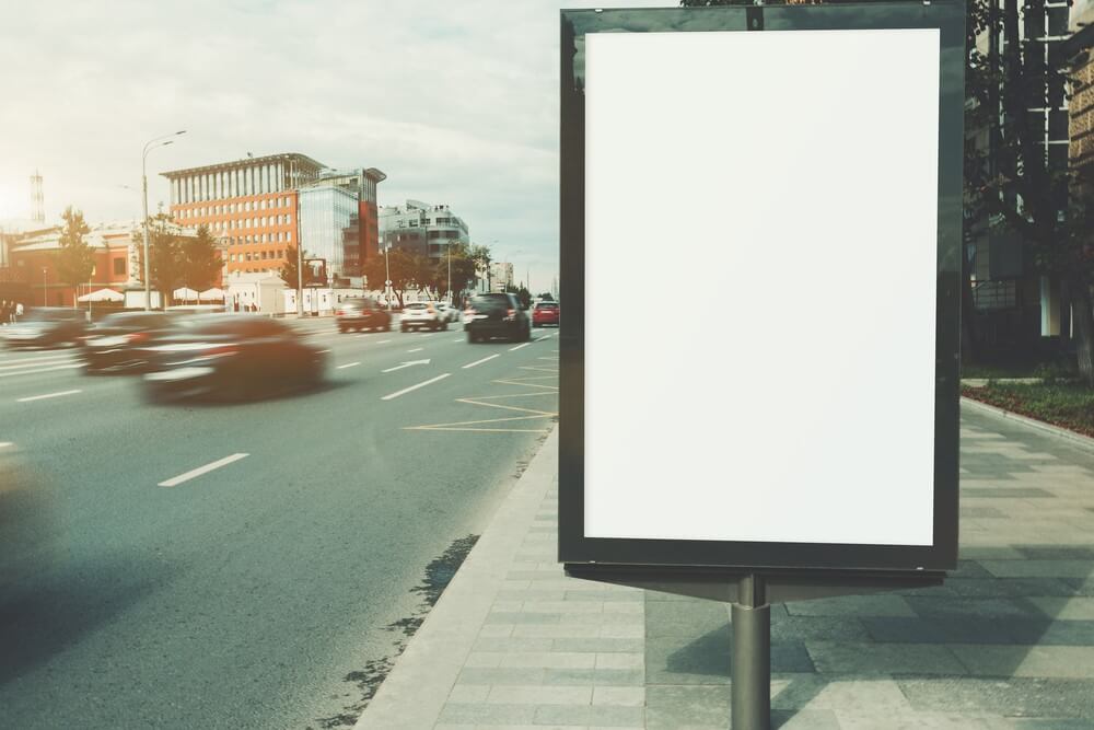 como hacer un cartel luminoso de lona