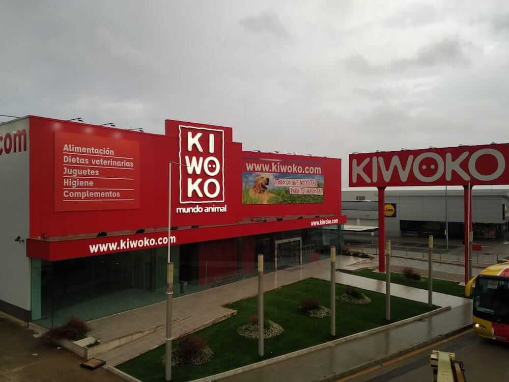 letra-corporea-aluminio