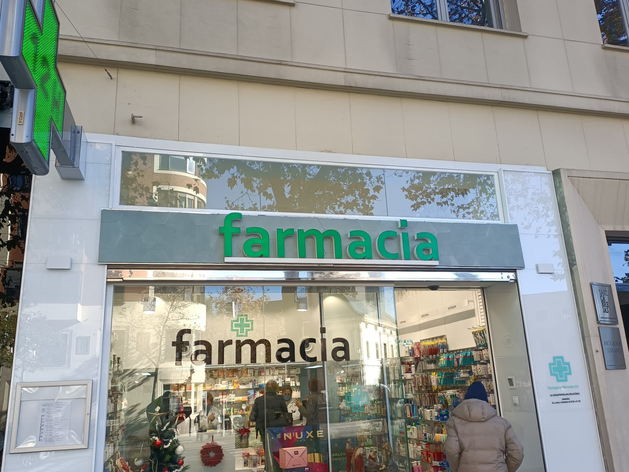 letras-corporeas-aluminio-luz-frontal-rotuser-jun02