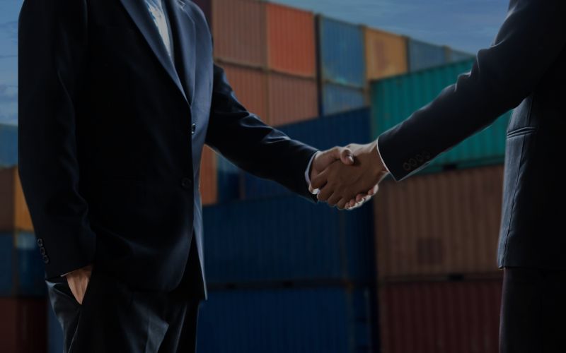 Alianzas estratégicas para obtener patrocinadores para ayudar a organizar el evento 