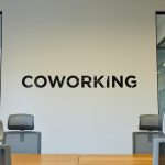 Letras Corpóreas para Coworkings y Espacios de Trabajo Flexibles: La Señalética que Atrae Talento