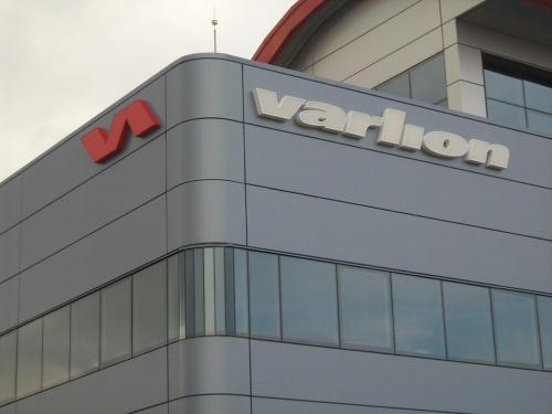 Letras corporeas con luz