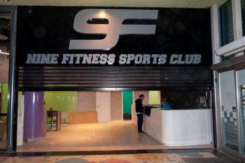 Letras corporeas con luz