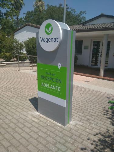 monolito-informacion