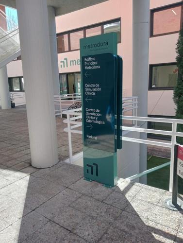 monolito-para-empresas-rotuser-2