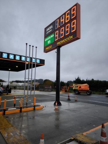 monolito-para-gasolinera-rotuser-2