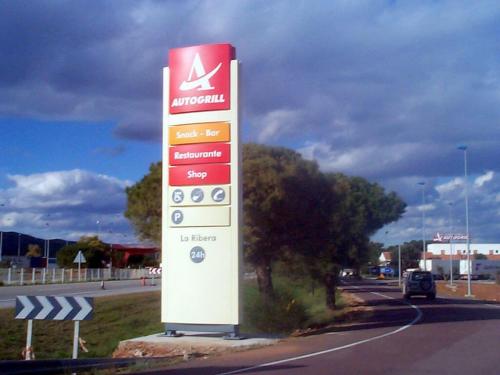 Monolitos para empresas