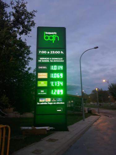 monolitos-rotuser-jun08