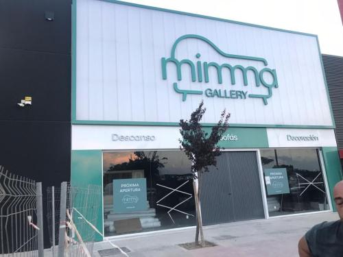 letras-corporeas-aluminio-luz-frontal-3