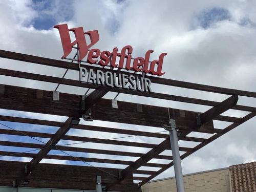 letras-corporeas-aluminio-luz-frontal-4