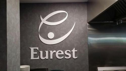 Letras corporeas en PVC blanco