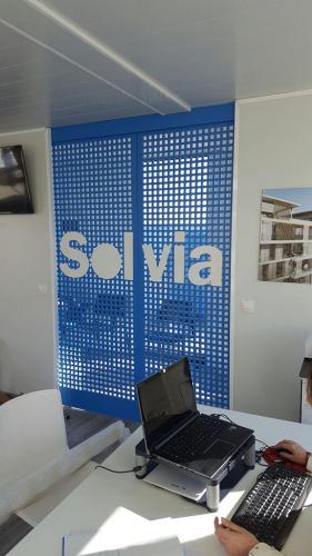 Letras corporeas en PVC blanco