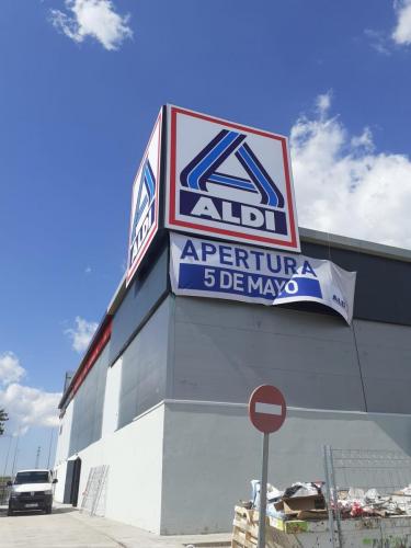 rotulos-luminosos-rotuser-jun03