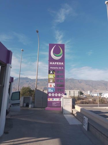 monolitos-para-gasolinera-4